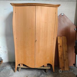 Armadio legno massello di abete