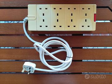 Ciabatta adattatore presa UK