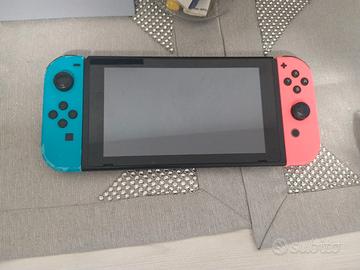  Nintendoswitch +controller+dock+cuffie+caricatore
