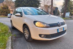 Volkswagen Golf Automatico
