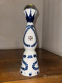 BOTTIGLIE AZUL REPOSADO E DON JUKIO 1942  VUOTE