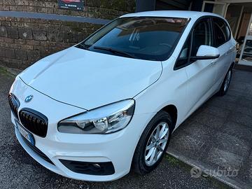 Bmw 2er Active Tourer 218d Luxury