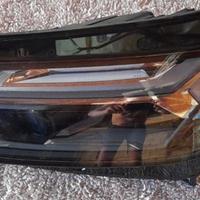 Faro ant. Sx Audi Q5 