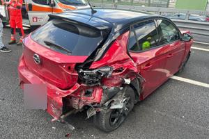 Opel Corsa incidentata