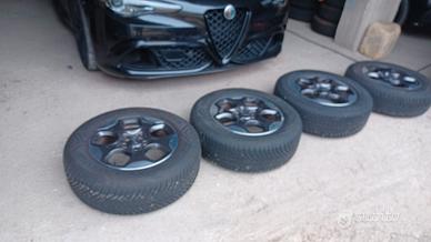 CERCHI E GOMME JEEP RENEGADE R16