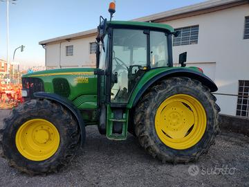 Trattore John Deere 6020 SE HP 83