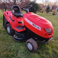 Trattorino tagliaerba Oleomac (anno 2005)