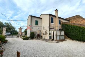 CAVARZERE - CASA SINGOLA