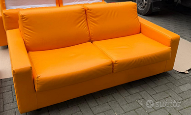 divano  letto matrim usato ARANCIONE  Tisettanta