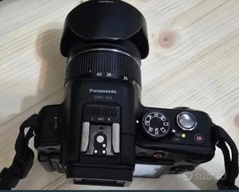Panasonic Lumix G3 con obiettivo
14-42 ois 