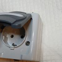 Presa da Parete Shuko marca KOPP tedesca