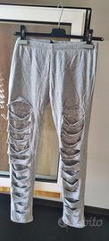 Leggings grigi con pizzo e strass