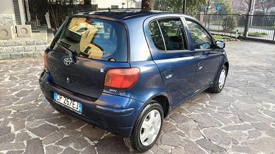 Toyota Yaris 1.3i 16V 5p Sol