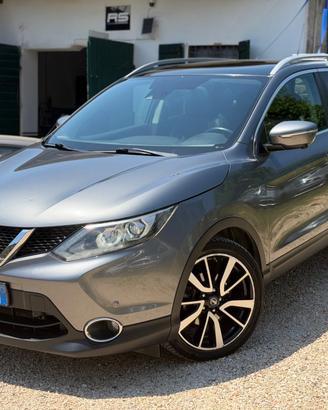 Nissan QASHQAI 1.6 dCi TEKNA TETTO FULLOPT 360CAM