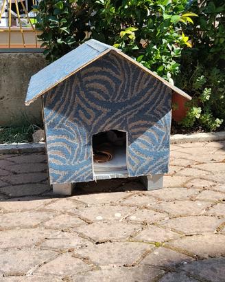 casetta per ricovero cani e gatti 