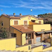 PORZIONE DI BIFAMILIARE A SPOLETO