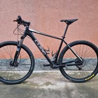 MTB 29  CUBE  tg  L 