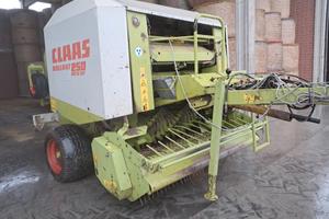 Claas rollant 250 rotocut