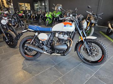 Royal Enfield Interceptor Bear 650 Promo