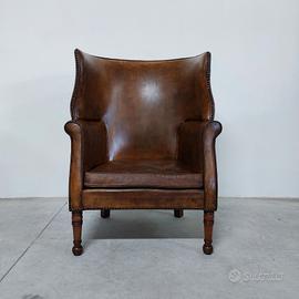 Antica poltrona chesterfield... chester a botte