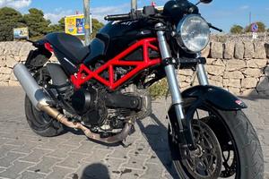 ducati Monster 695