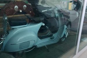 Vespa 125 (VNL2/VNL3)