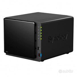 Synology DiskStation NAS DS414 4 bays + 2 3TB disk