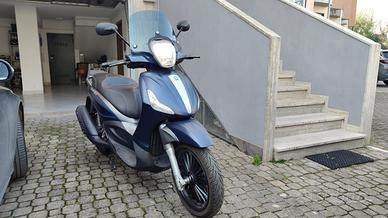 Piaggio Beverly S 300