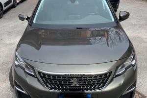 Peugeot 3008 “ allure cambio automatico”