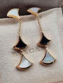 ORECCHINI BVLGARI  DIVAS ORO MADREPERLA ONICE
