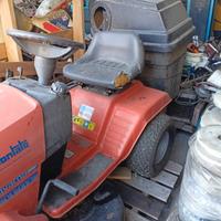 Trattorino tagliaerba 