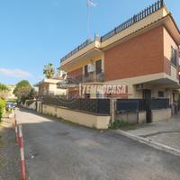 BILOCALE RISTRUTTURATO CON GIARDINO, INGRESSO INDI