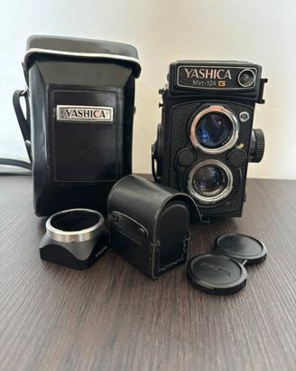 Yashica Mat 124G
