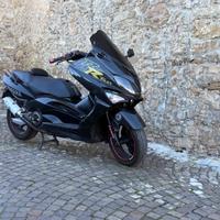 Yamaha T Max - 2002