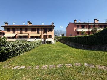 VILLA A SCHIERA A PISOGNE