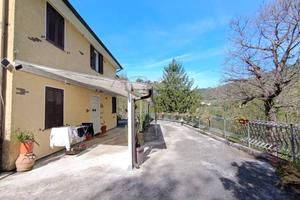 Villa di 182 m² con più di 5 locali e box auto a P