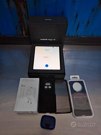 Honor magic v5 in garanzia  più accessori 