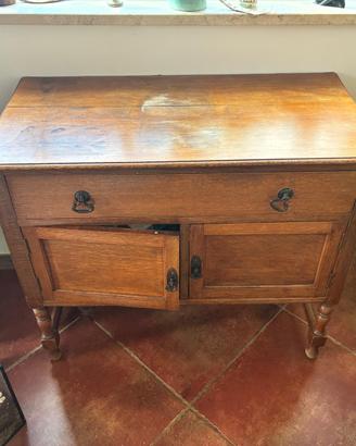 Mobiletto in legno