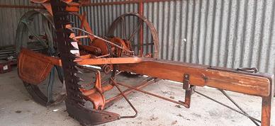 Falciatrice trainata lanz