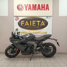 Triumph Daytona 660 - 2025