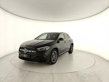 MERCEDES-BENZ GLA 200 d