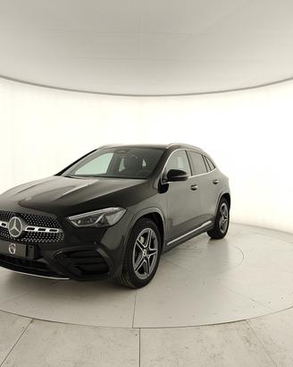 MERCEDES-BENZ GLA 200 d