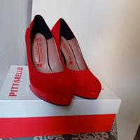 scarpe rosse 