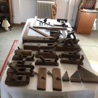 Attrezzi per falegnami collezionisti e obbiisti