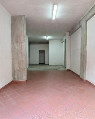 Locale Commerciale in Via Giancola