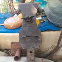 Monza antica in legno fatta a mano