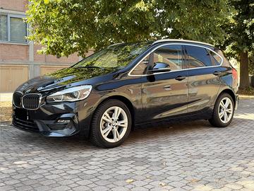 BMW 216d