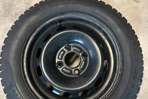 4 cerchi in ferro + gomme invernali R14