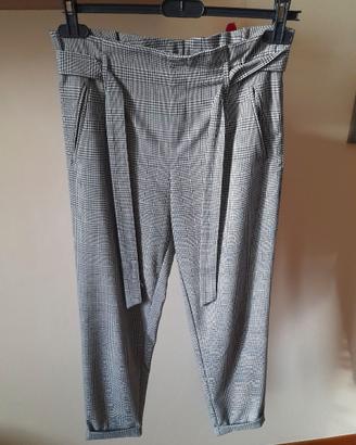 Pantaloni Zara