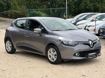 Renault Clio 1.2 75CV 5 porte Life PERMUTE RATE GA